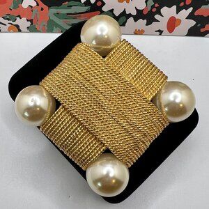 Les Bernard Twisted Rope Ribbon Criss-Cross Brooch